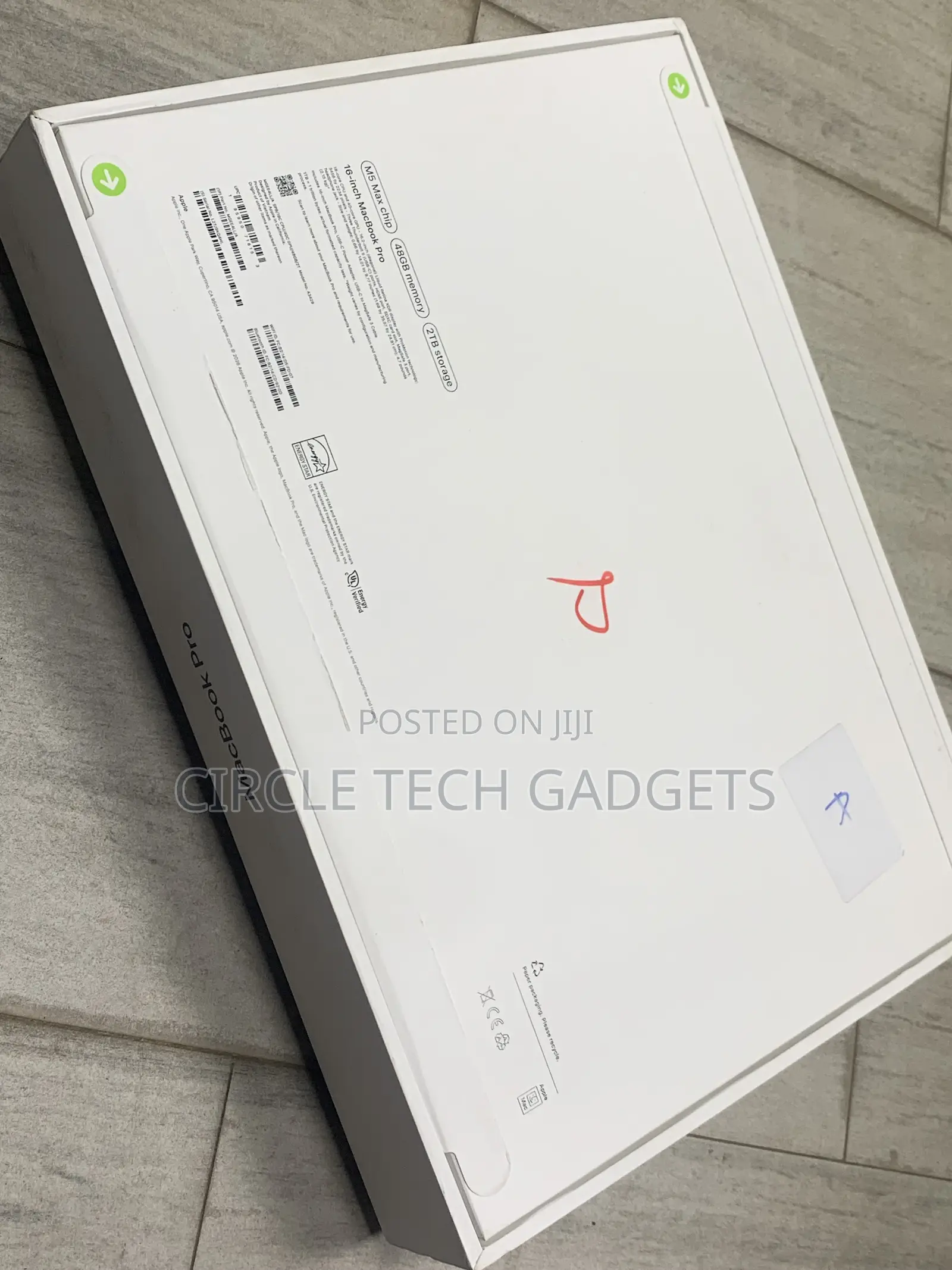 New Laptop Apple MacBook Pro 2026 M5 Max 48GB Apple M5 Max SSD 2T