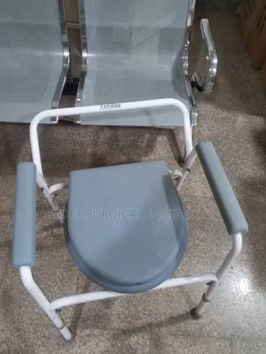 Commode Chair