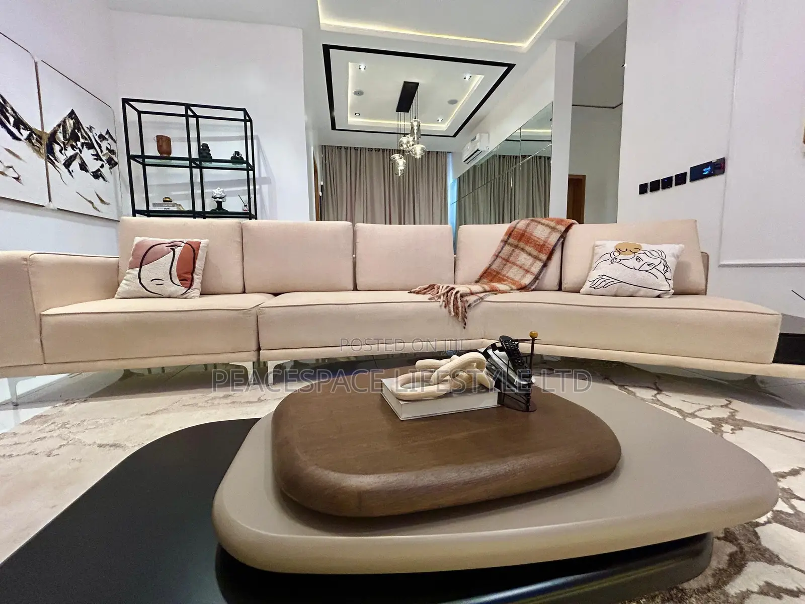 Luxury 2 & 3-Bedroom Apartments