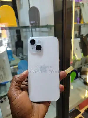 Apple iPhone 15 128 GB Silver