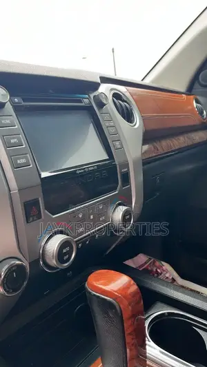 Toyota Tundra 2018 Black