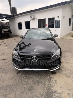 Mercedes-Benz C300 2015 Black