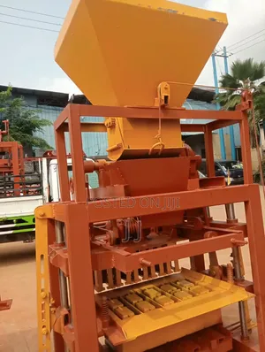 Qtj4-25 Concrete Block Making Machine