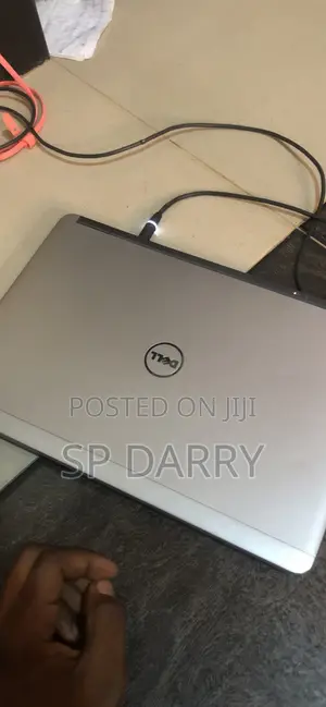 Laptop Dell Latitude E7240 8GB Intel Core i5 SSD 256GB