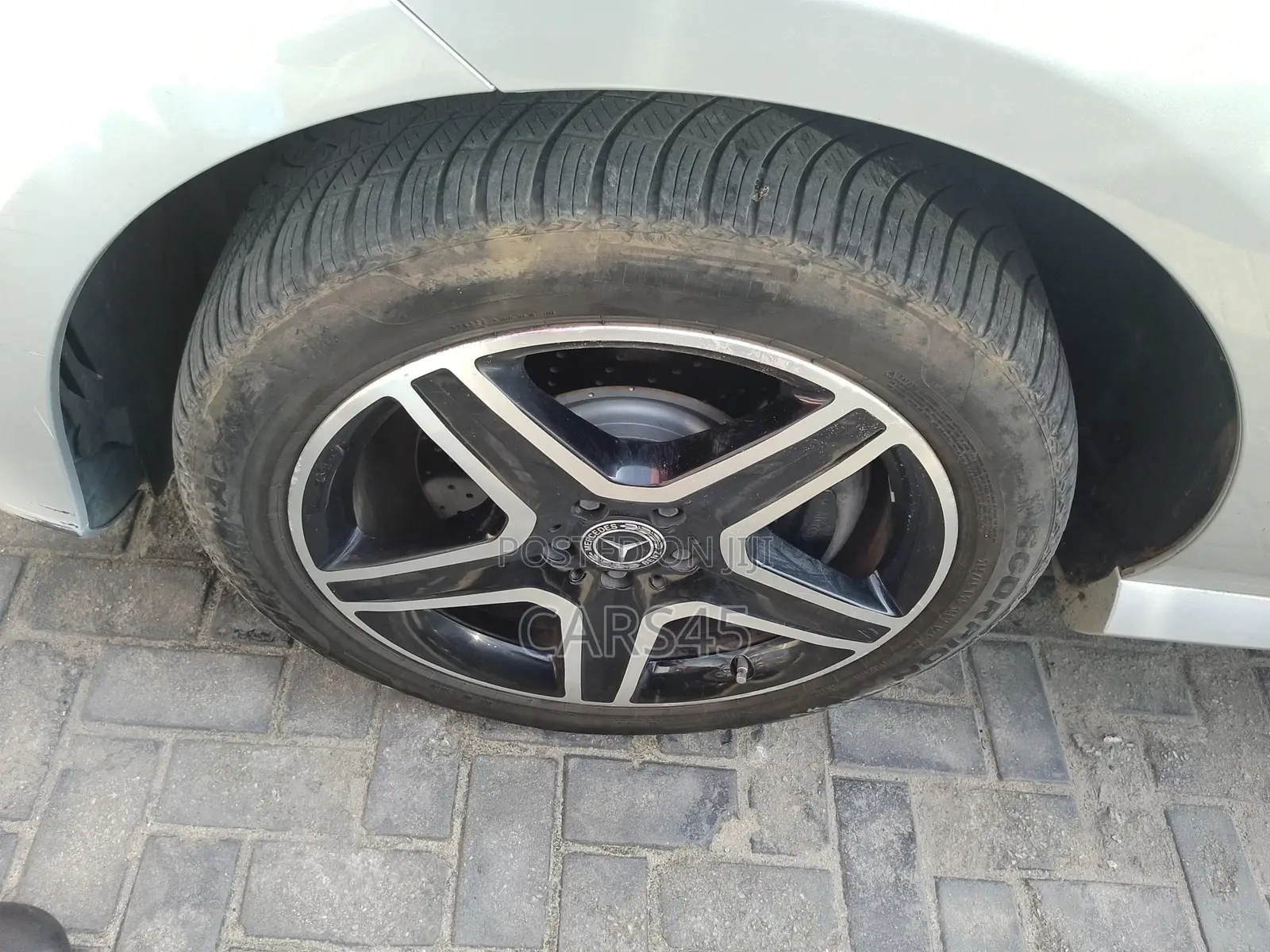 Mercedes-Benz GLE-Class 2018 Silver