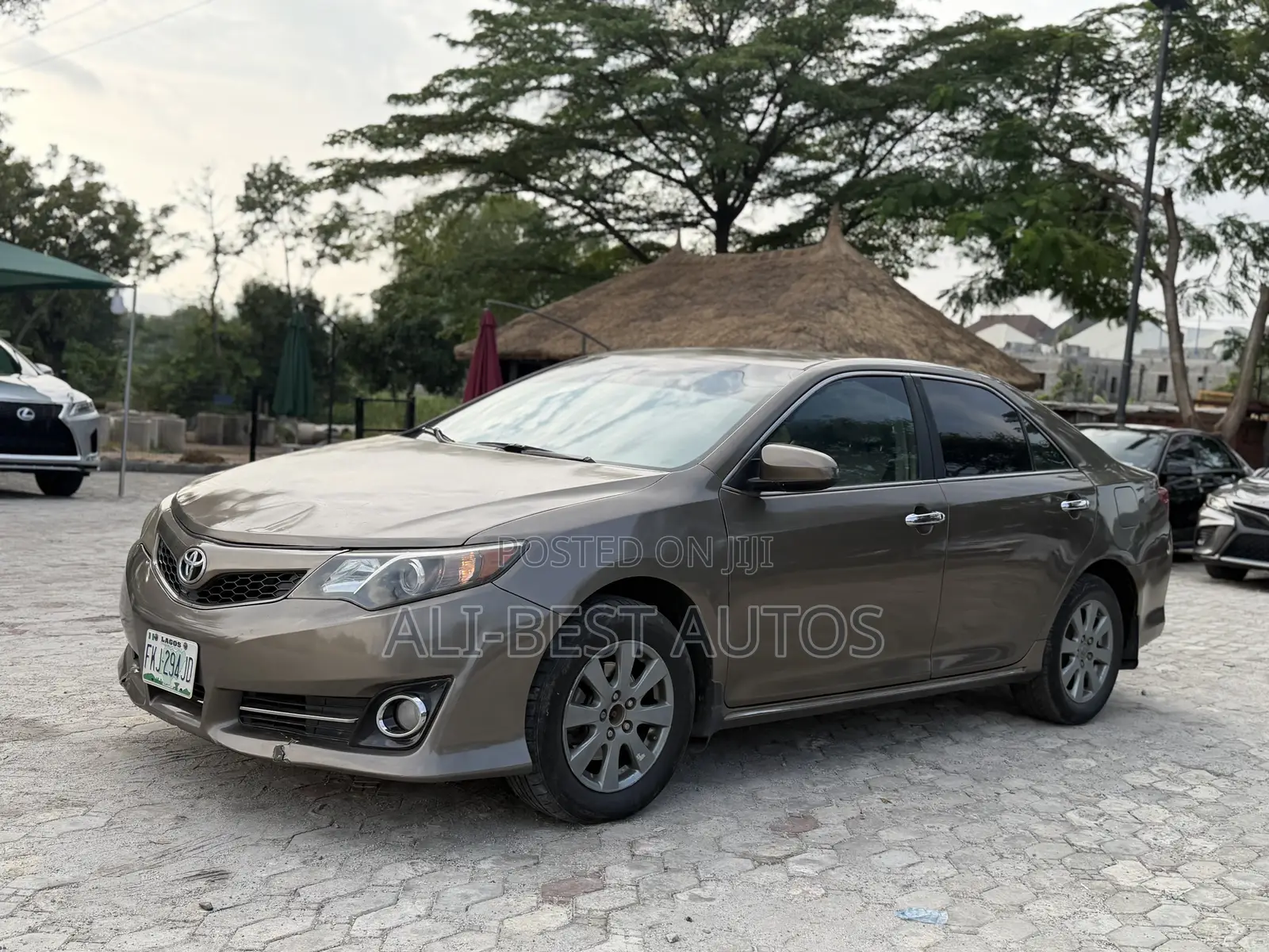 Toyota Camry 2014 Brown