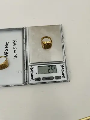 18 Karat Dubai Gold Ring