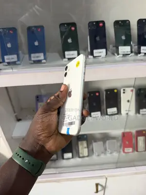 Apple iPhone 11 128 GB White