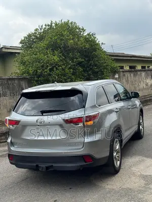 Toyota Highlander 2016 Silver