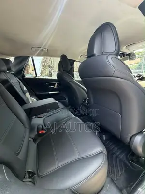 Mercedes-Benz GLC-Class 2024 Silver