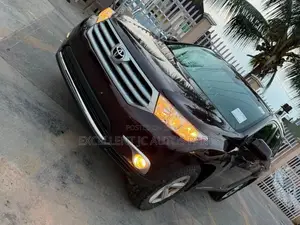 Toyota Highlander 2013 Red