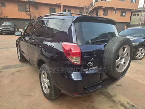 Toyota RAV4 2.4 2008 Blue