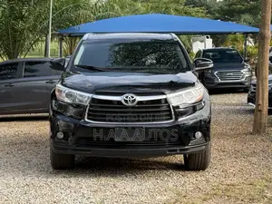 Toyota Highlander 2016 Black