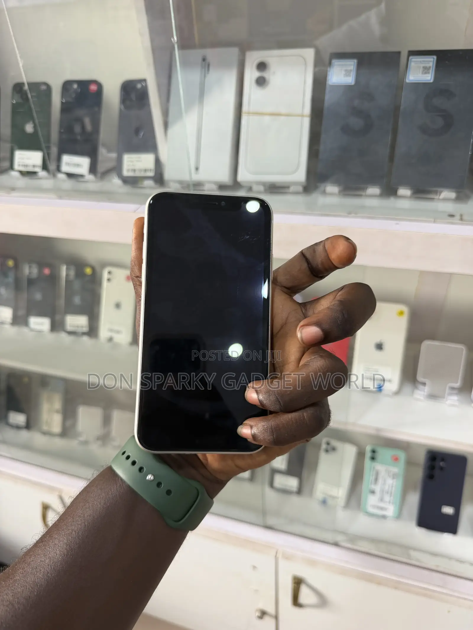 Apple iPhone 11 64 GB White