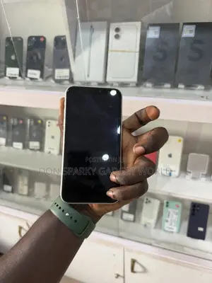 Apple iPhone 11 64 GB White