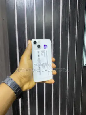 Apple iPhone 13 128 GB White