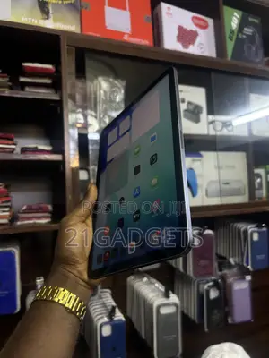 Apple iPad 5 (2022) 64 GB Silver
