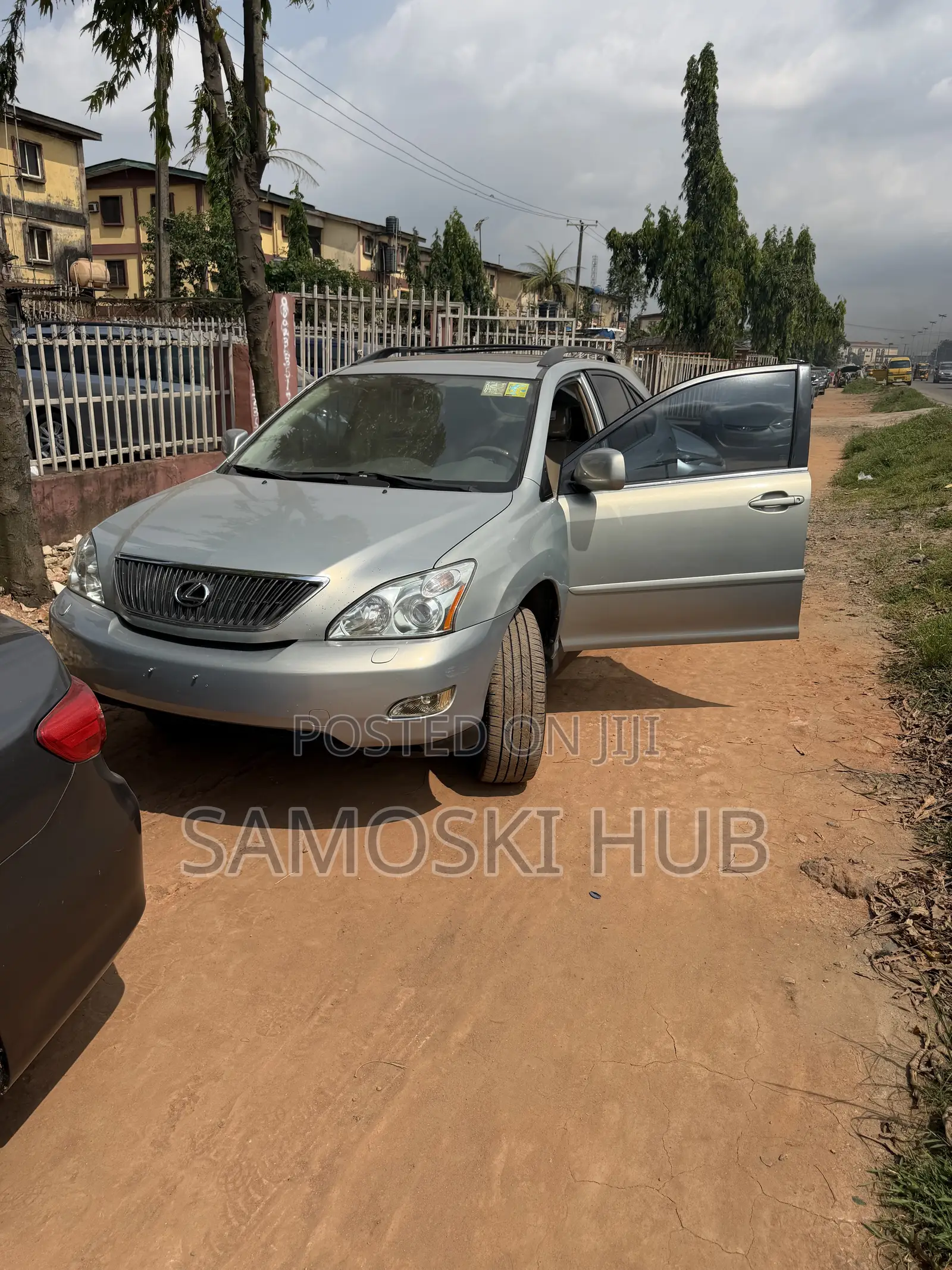 Lexus RX 330 2004 Gold