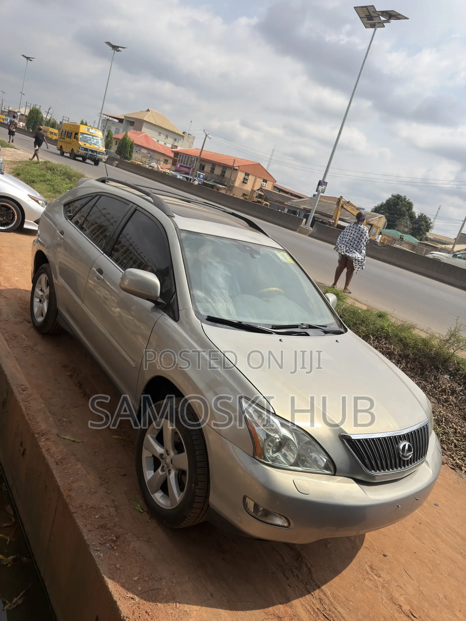 Lexus RX 330 2004 Gold