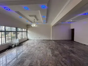 3bdrm Townhouse / Terrace in Maitama for rent