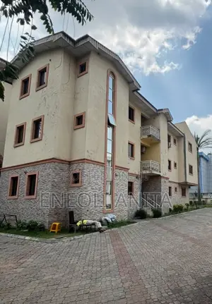 3bdrm Block of Flats in Garki for rent