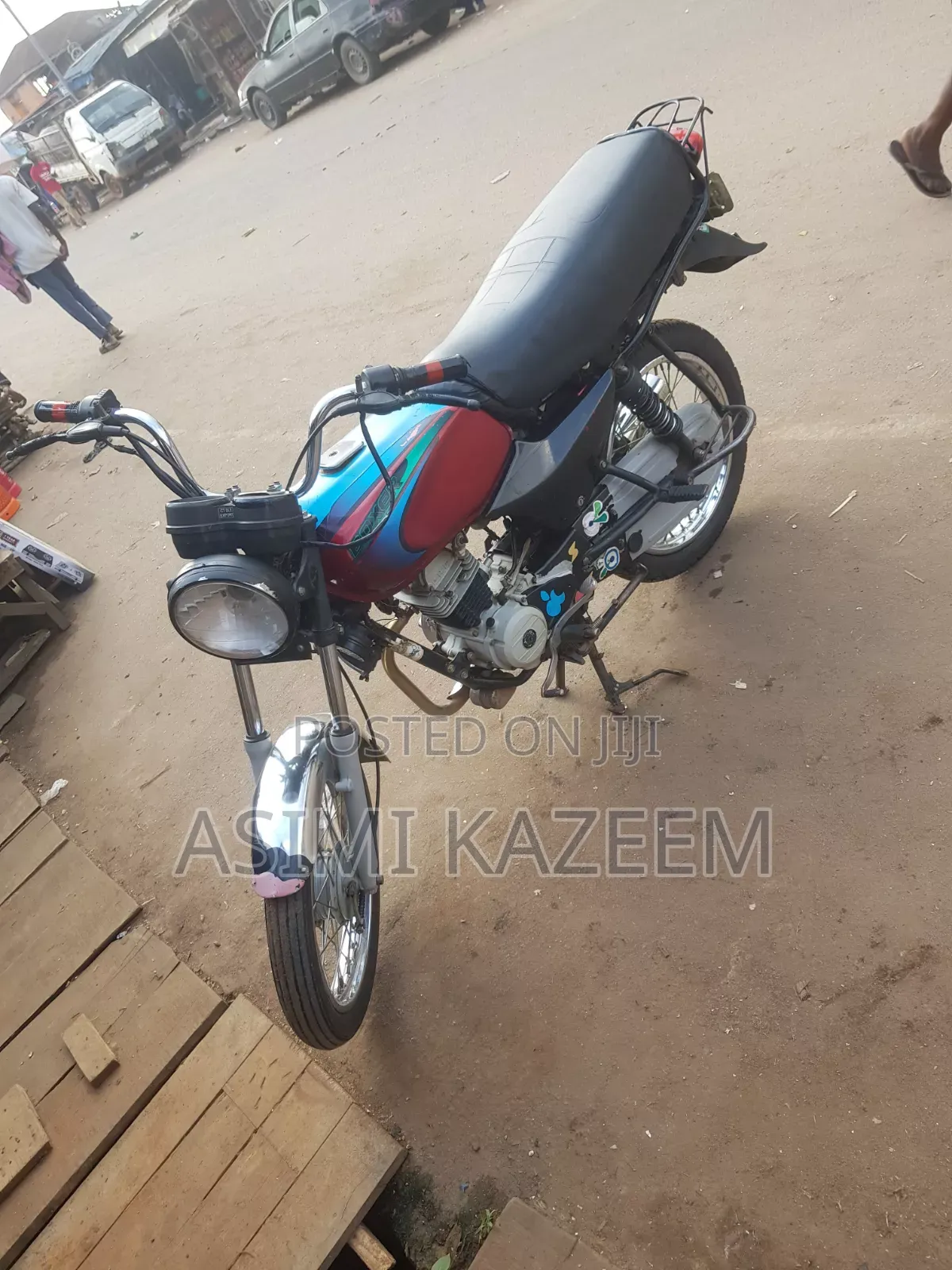 Bajaj Boxer 2023 Red
