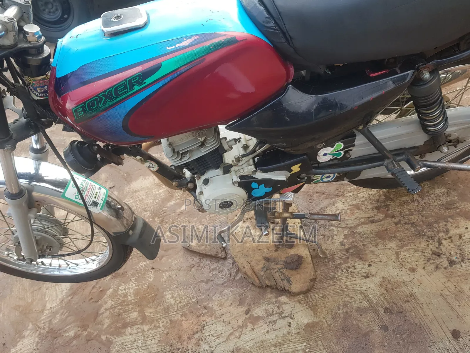 Bajaj Boxer 2023 Red