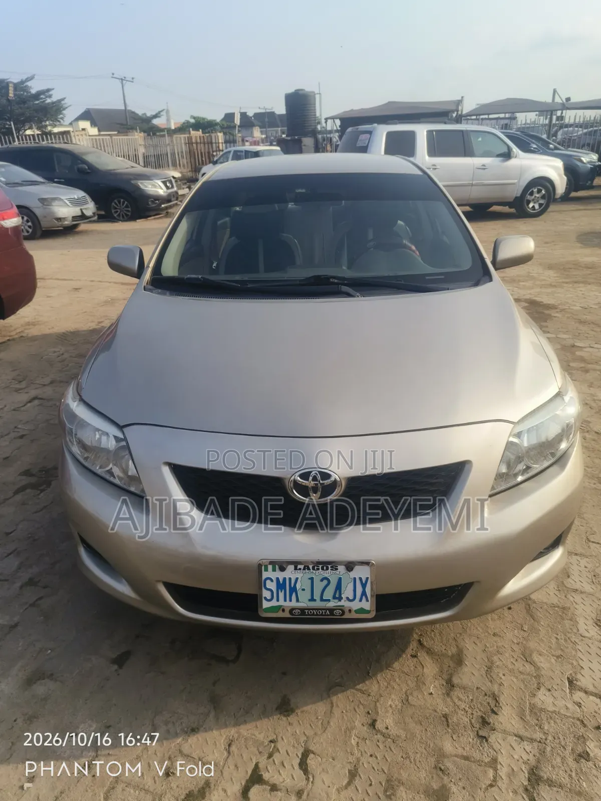 Toyota Corolla 2011 Gold