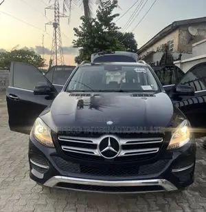 Mercedes-Benz GLE-Class GLE 350 2017 Blue
