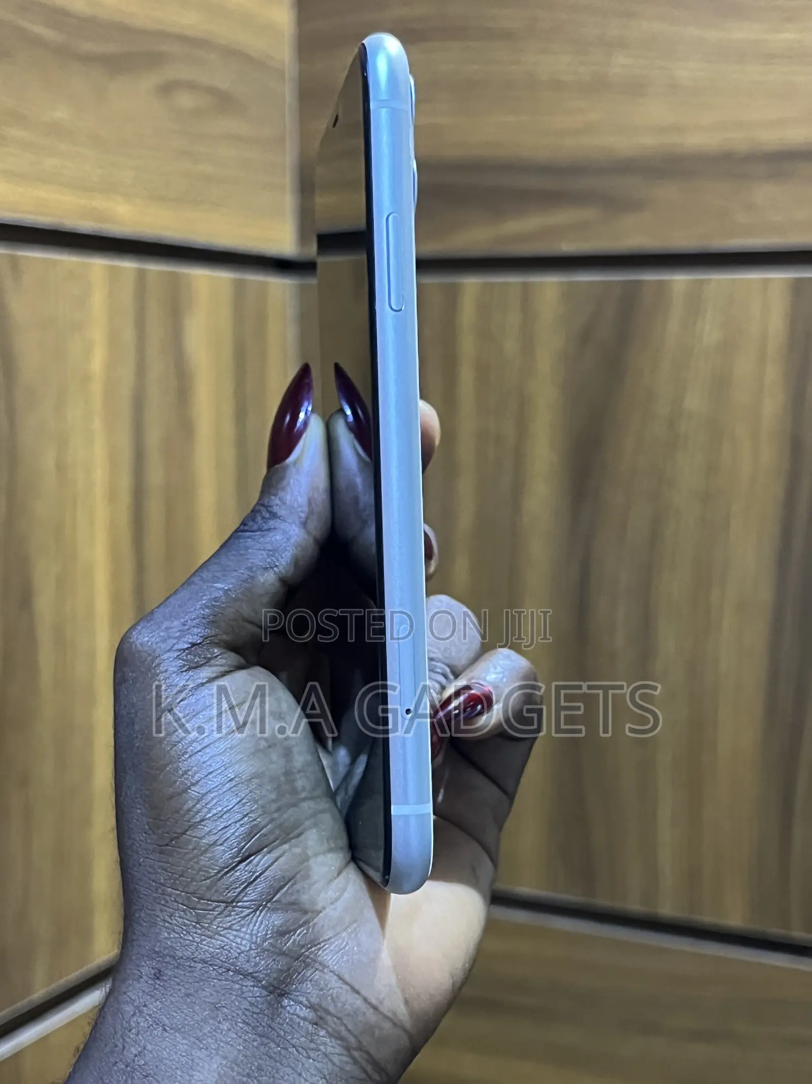 Apple iPhone 11 64 GB White