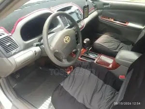 Toyota Camry 2006 Silver