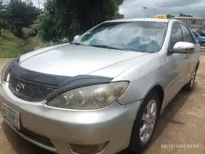 Toyota Camry 2006 Silver