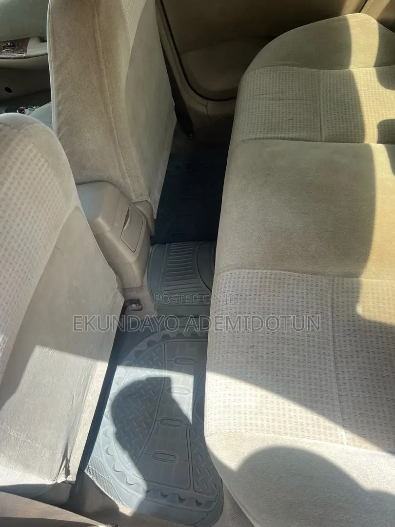 Toyota Corolla Sedan 2005 Green