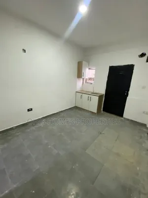 Studio Apartment in Osapa london for rent
