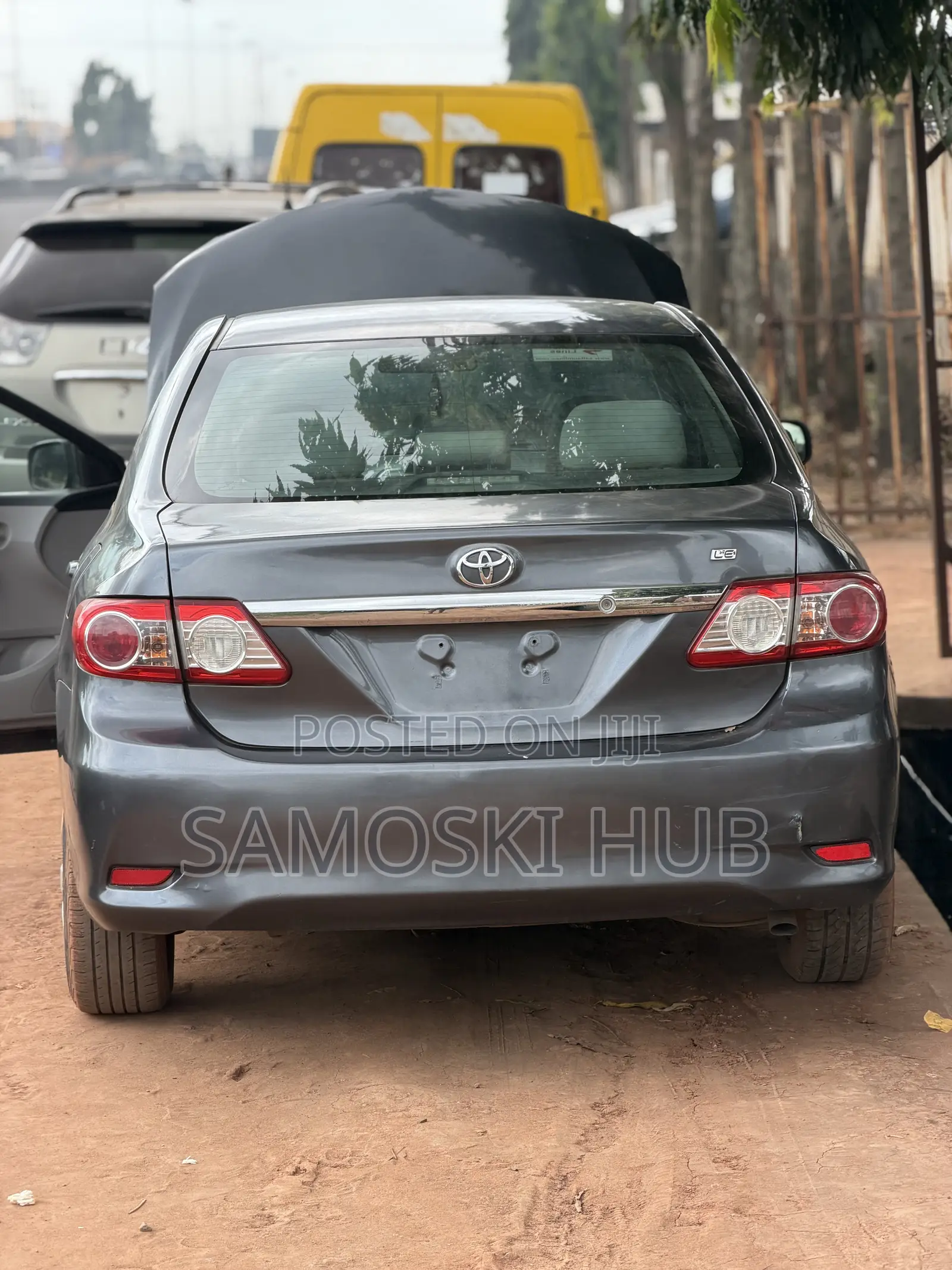 Toyota Corolla 2012 Gray