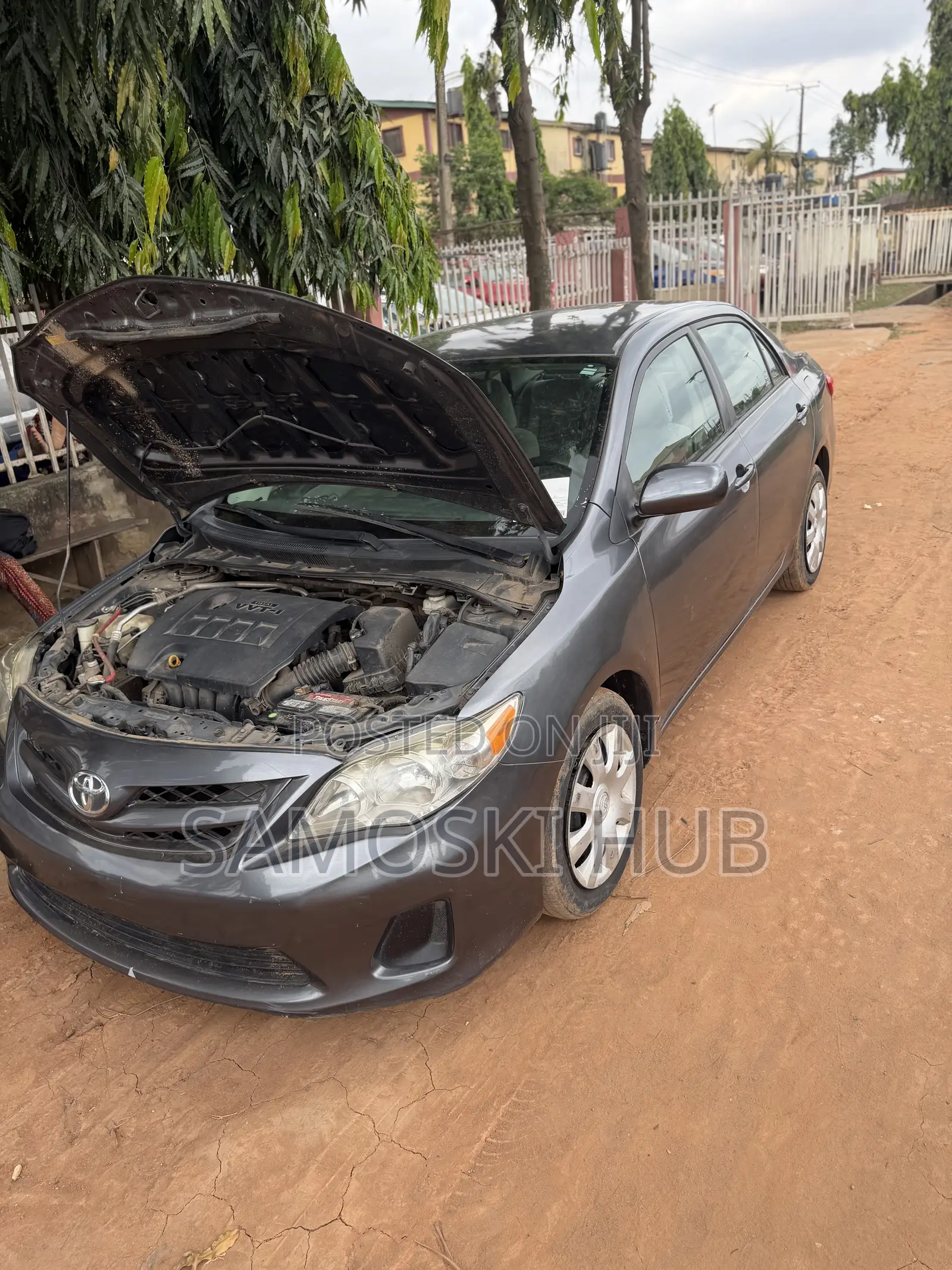Toyota Corolla 2012 Gray