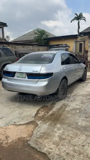 Honda Accord 2005 Blue