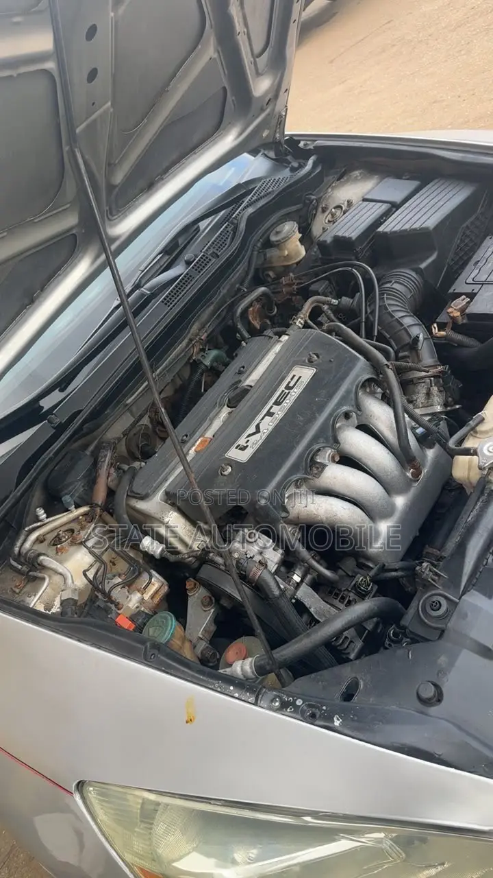 Honda Accord 2005 Blue