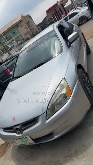 Honda Accord 2005 Blue