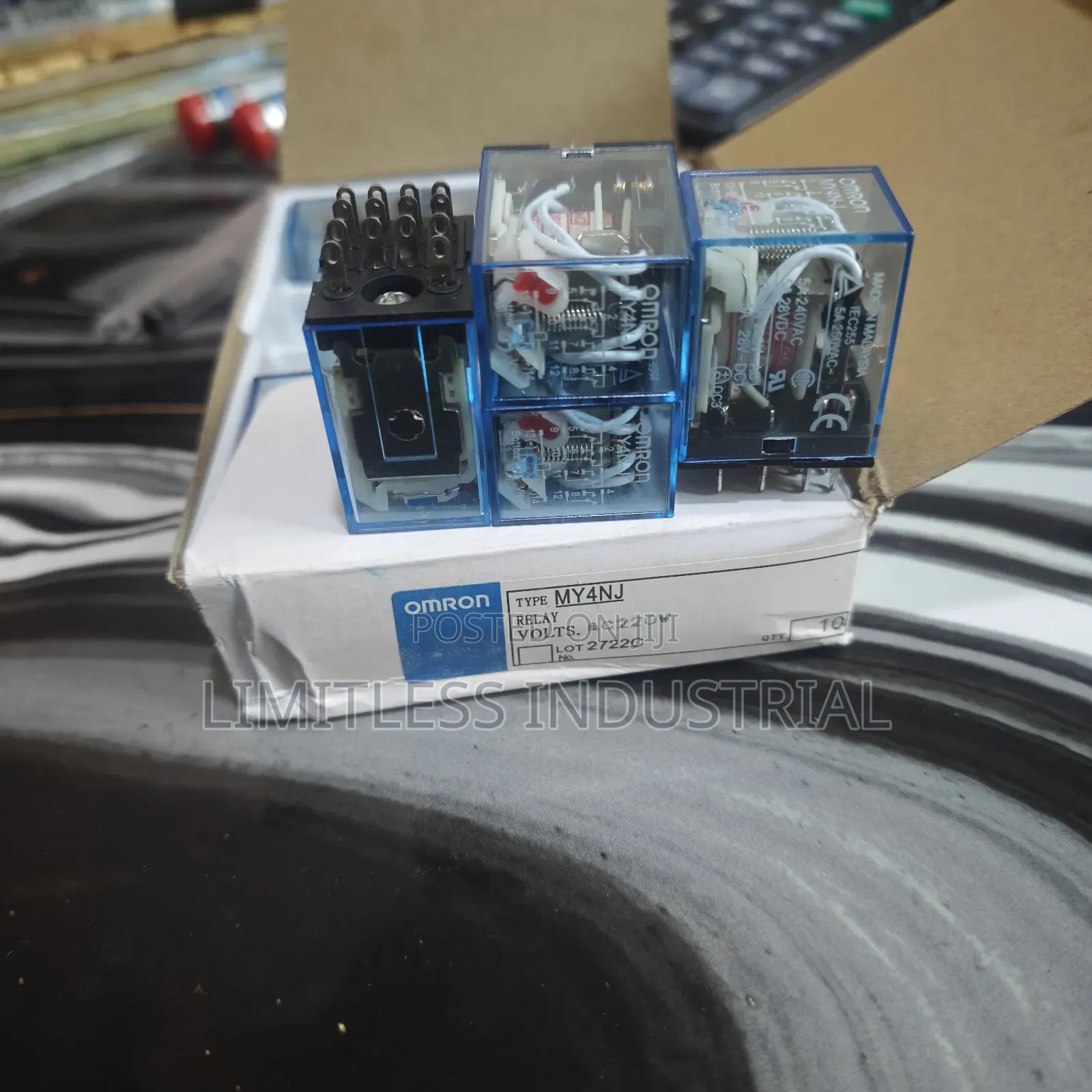 14pin 220v Omron Relay