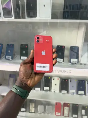 Apple iPhone 12 64 GB Red