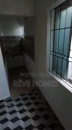 Studio Apartment in Alagomeji for rent