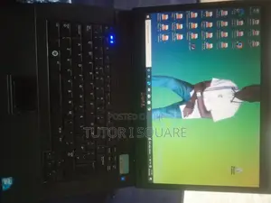 Laptop Dell Latitude E5500 4GB Intel Core i3 HDD 250GB