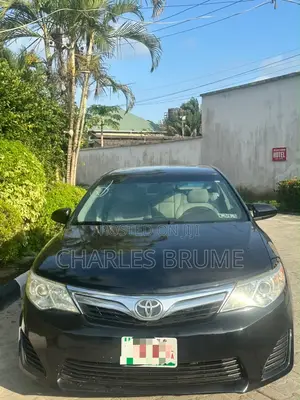 Toyota Camry LE 4dr Sedan (2.5L 4cyl 6A) 2012 Black