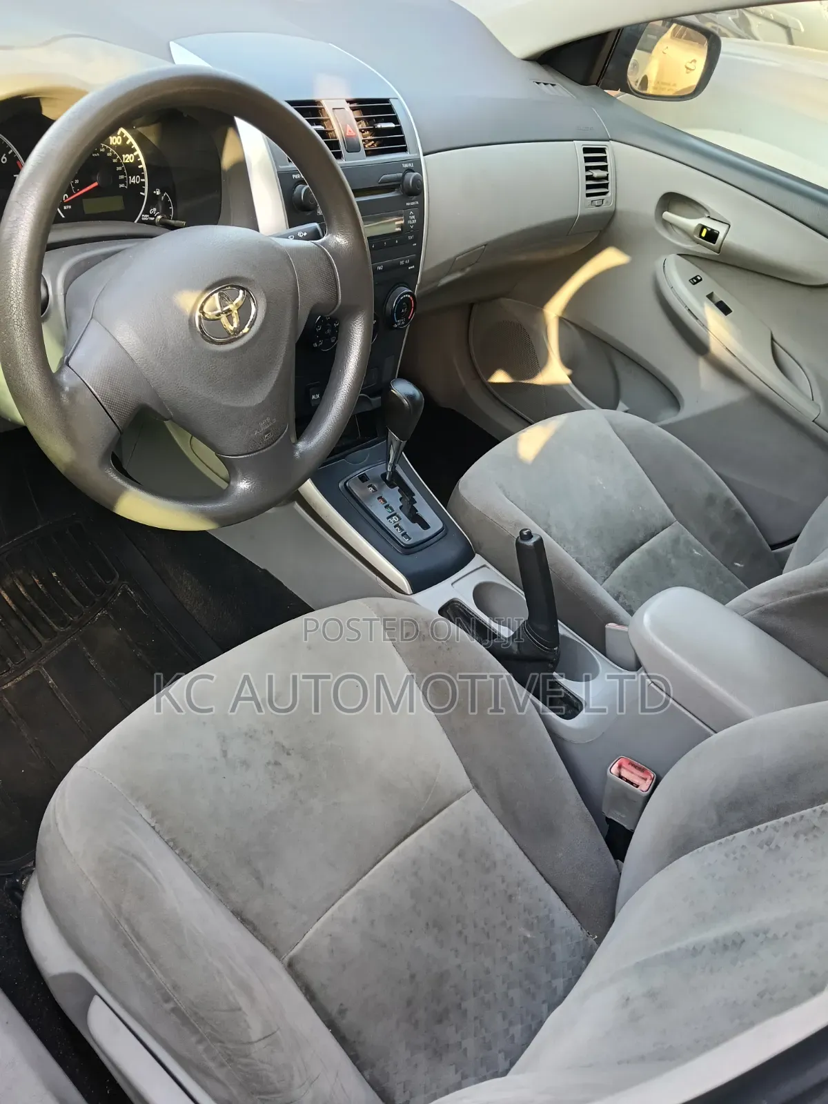 Toyota Corolla 2009 Red