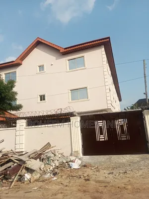 3bdrm Block of Flats in Estate, Ifako-Ogba for sale