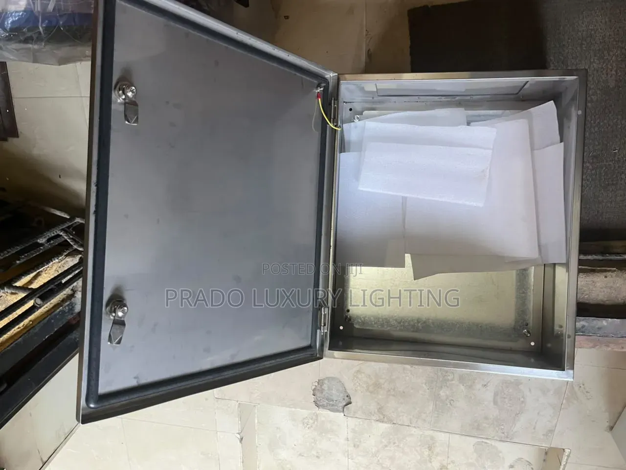 Stainless Panel Box Na 600 X 500 X 250