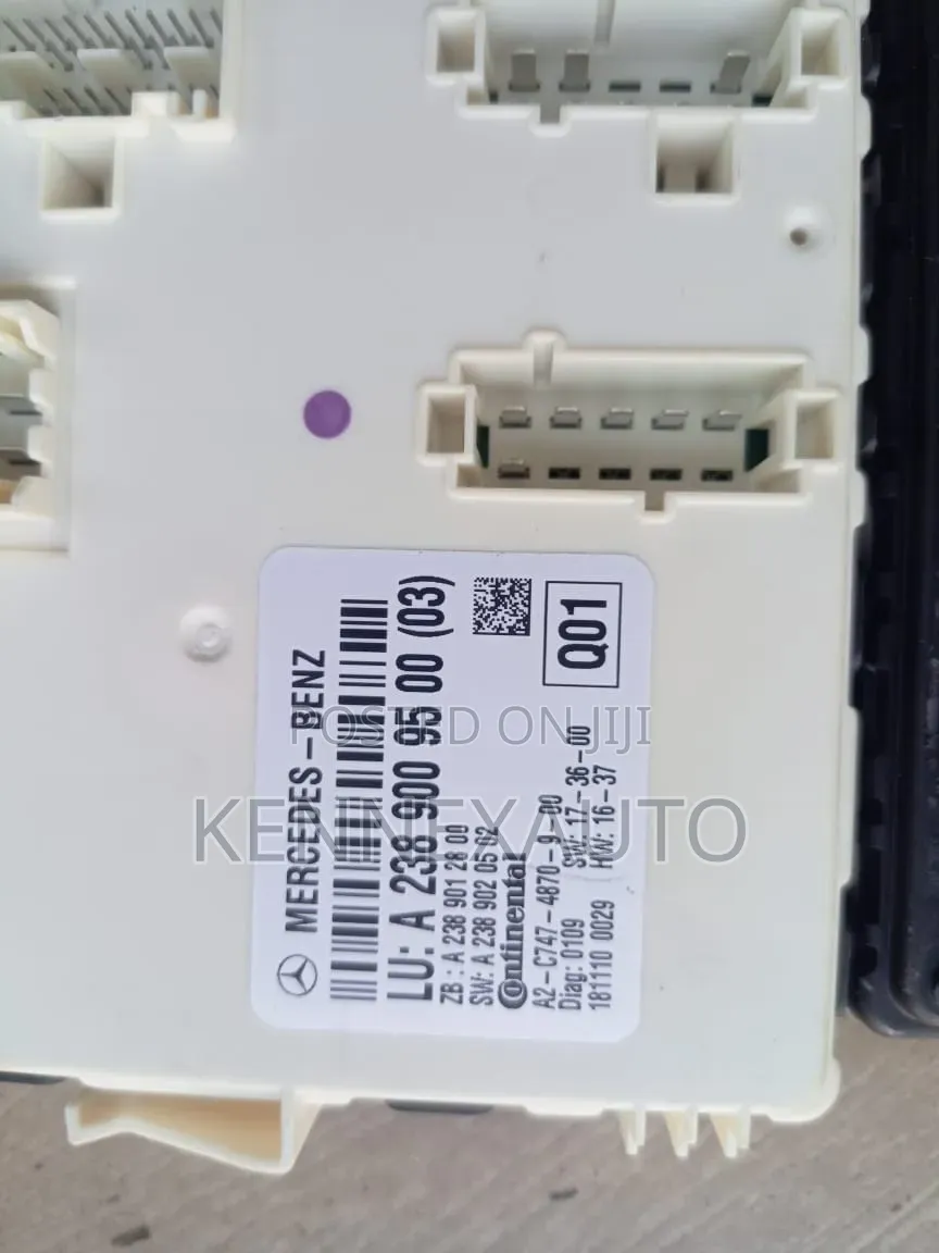 2017 - 2022 Mercedes-Benz E400/E43 ( 238 ) Convertible Relay/Module
