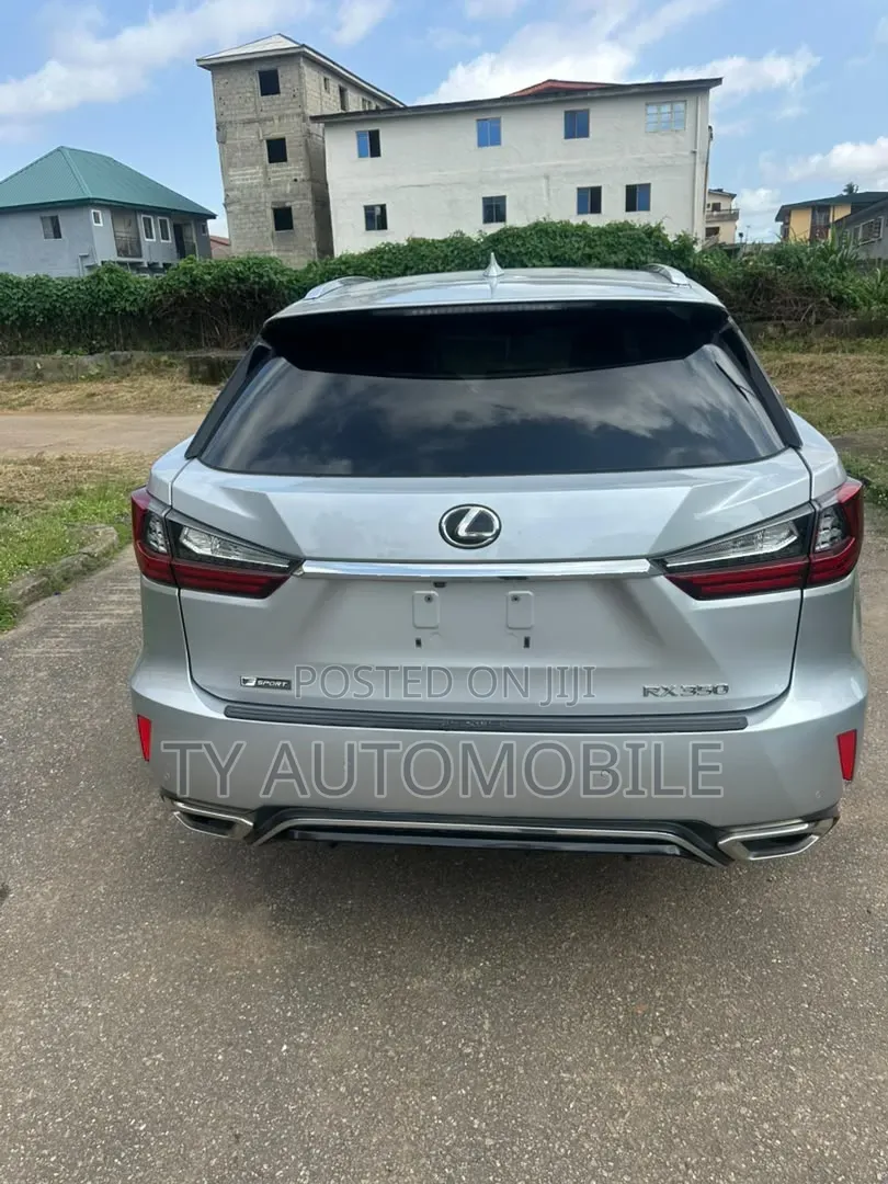 Lexus RX 2018 Silver