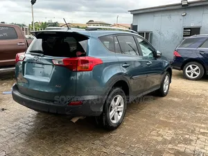 Toyota RAV4 2014 Green